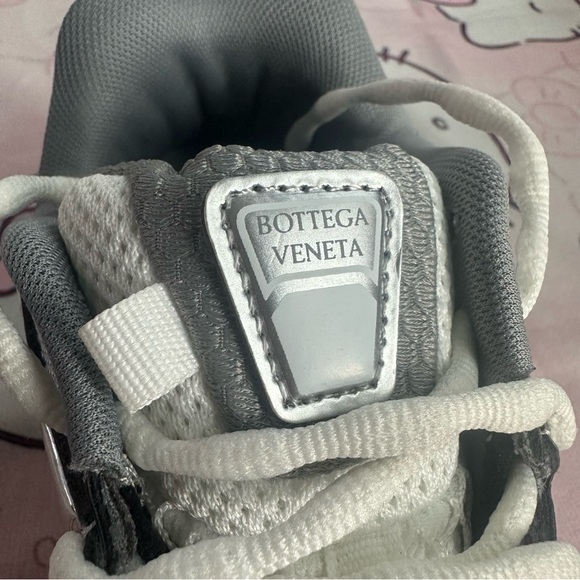 Bottega Veneta Silver Orbit Breathable Mesh Men's Sneakers - Picture 4 of 6